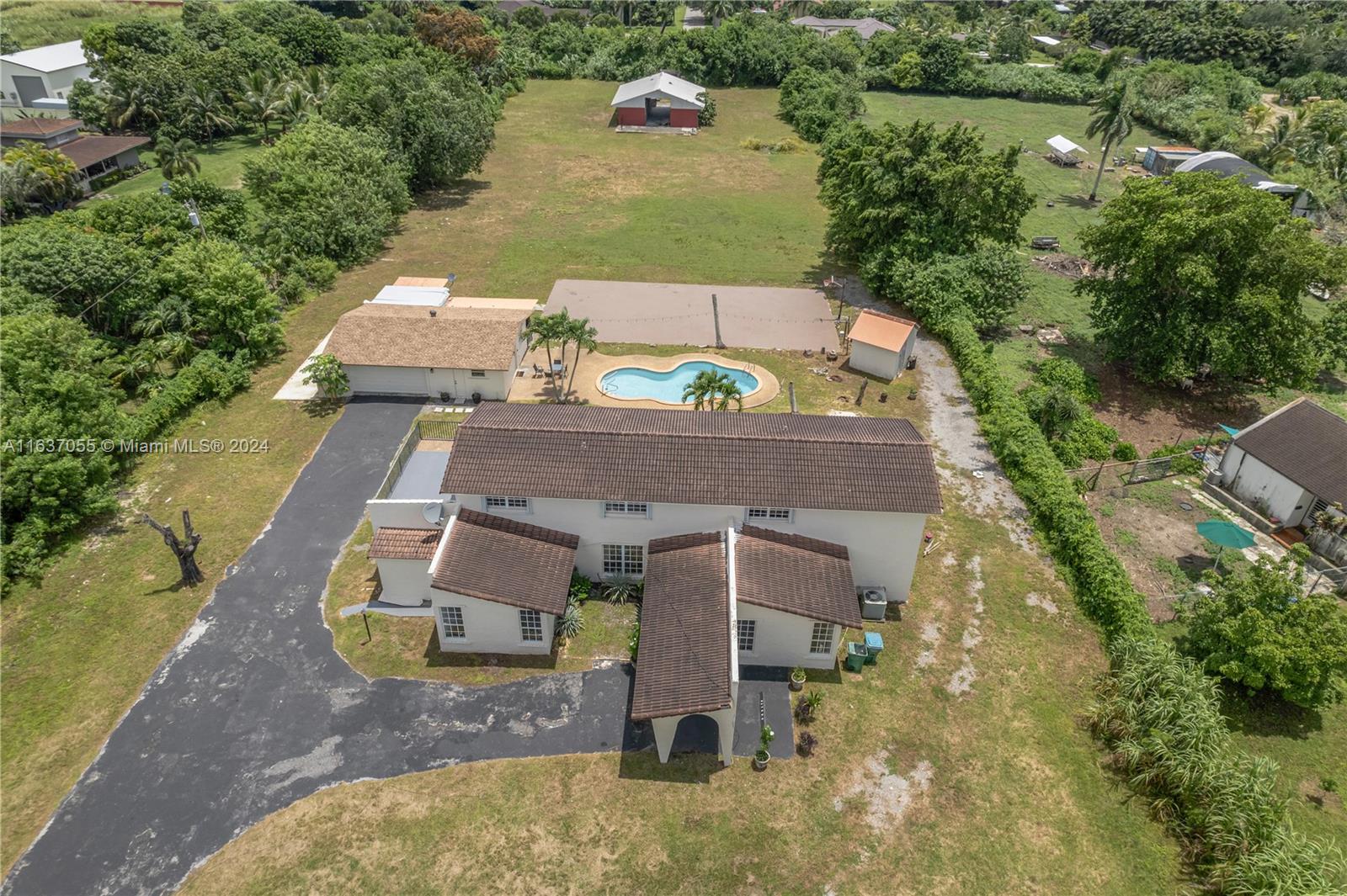 Listing Photo 6