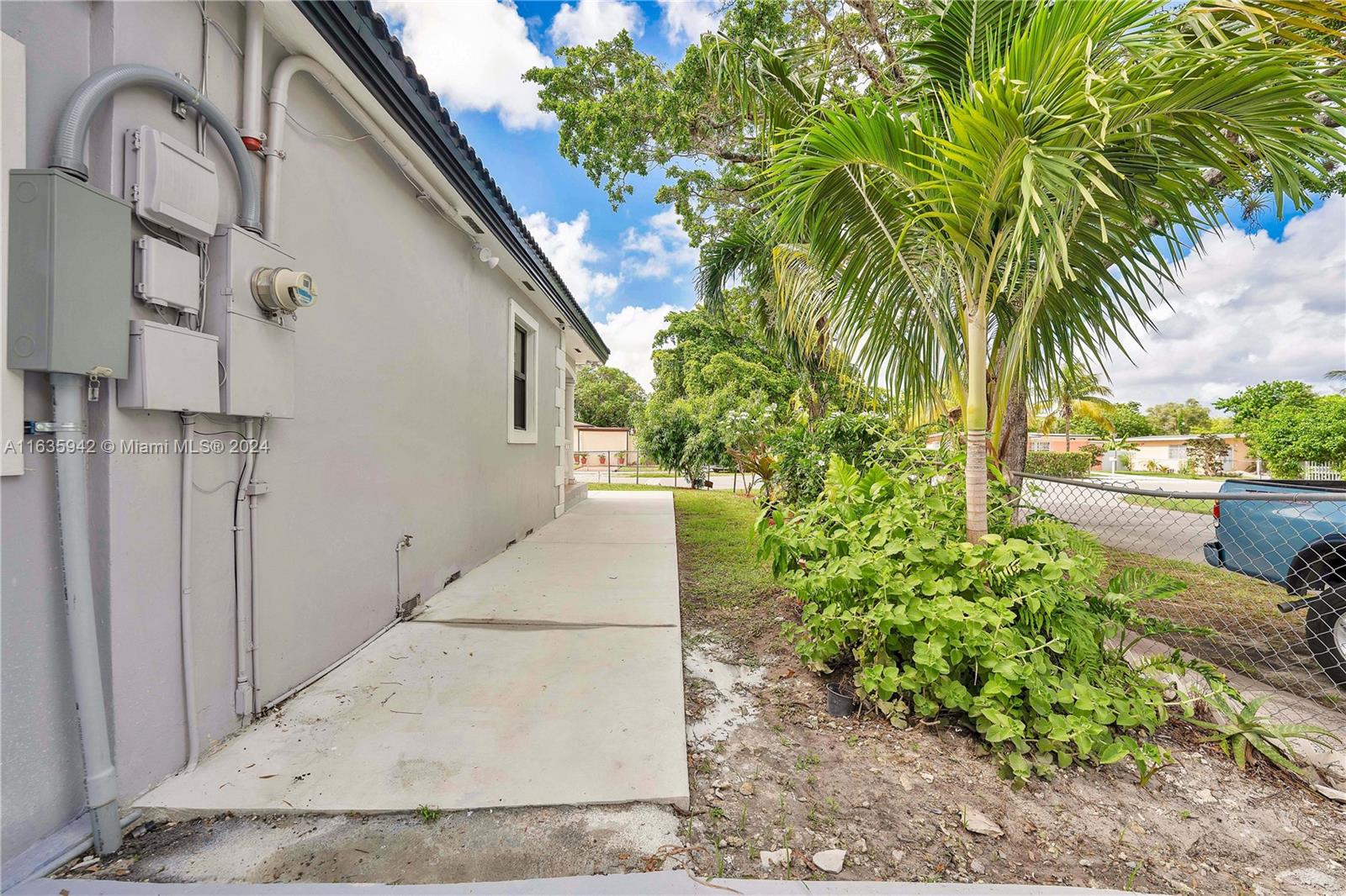 385 NW 133rd St, North Miami, Florida image 34