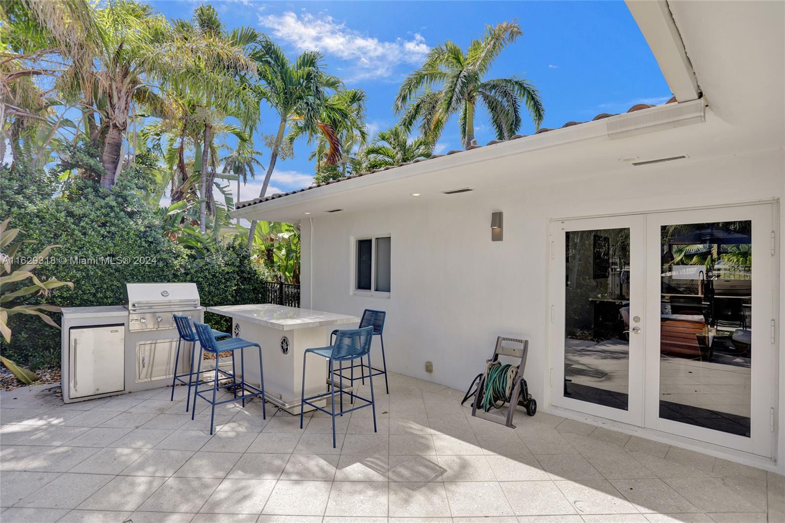 2104 NE 124th St, North Miami, Florida image 18