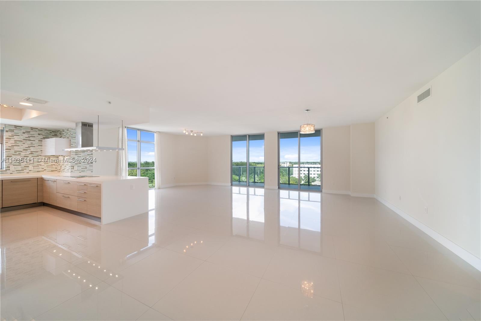 17301 Biscayne Blvd #902, North Miami Beach, Florida image 14