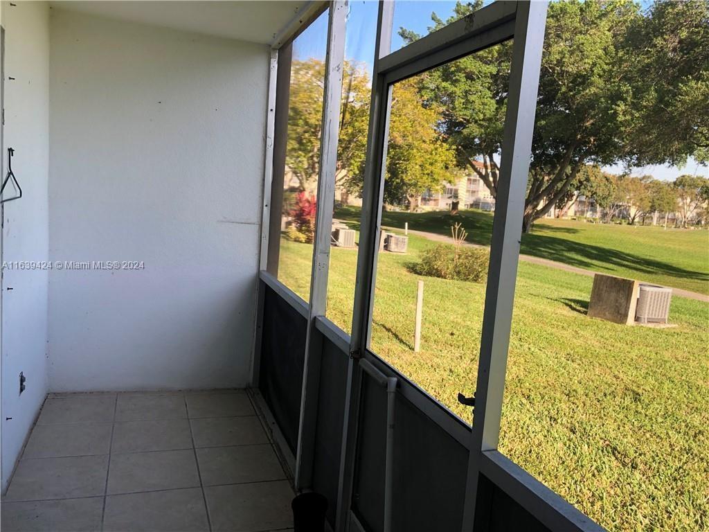 13450 SW 3rd St #110D, Pembroke Pines, Florida image 14