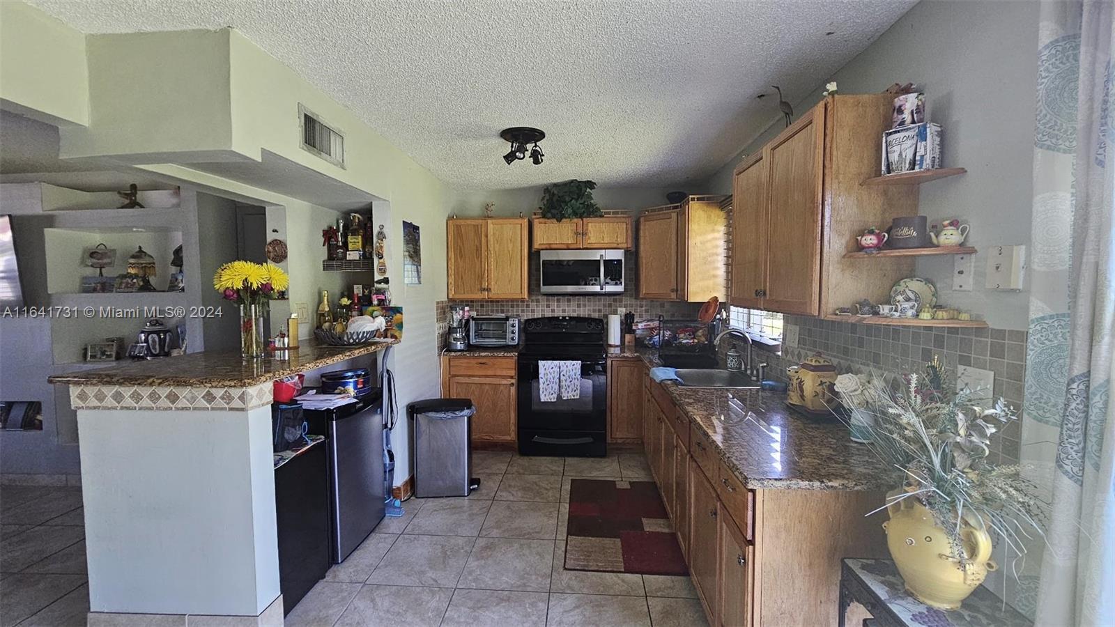 7501 Kimberly Blvd #104, North Lauderdale, Florida image 12