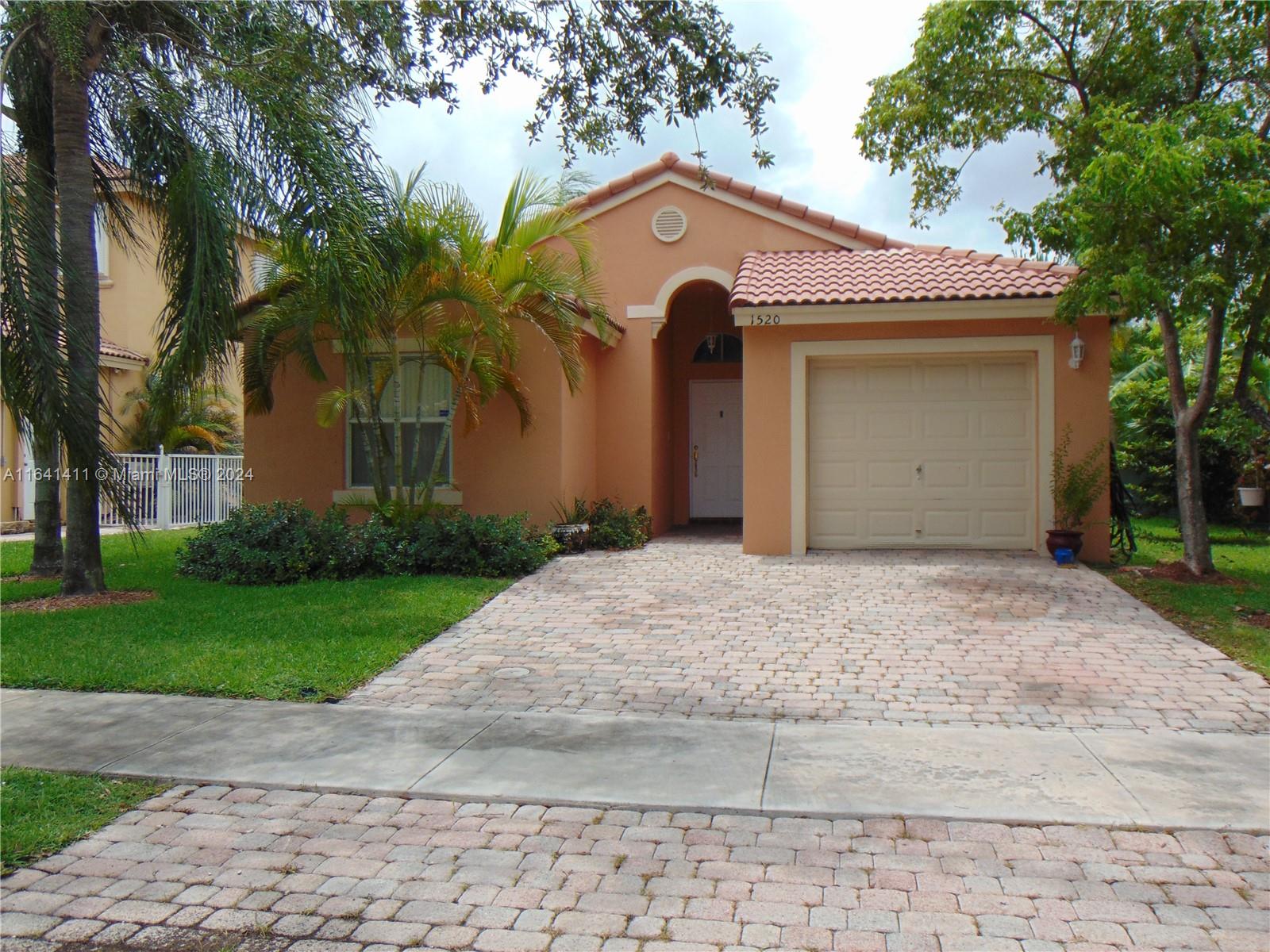 1520 SE 17th Ave, Homestead, Florida image 1