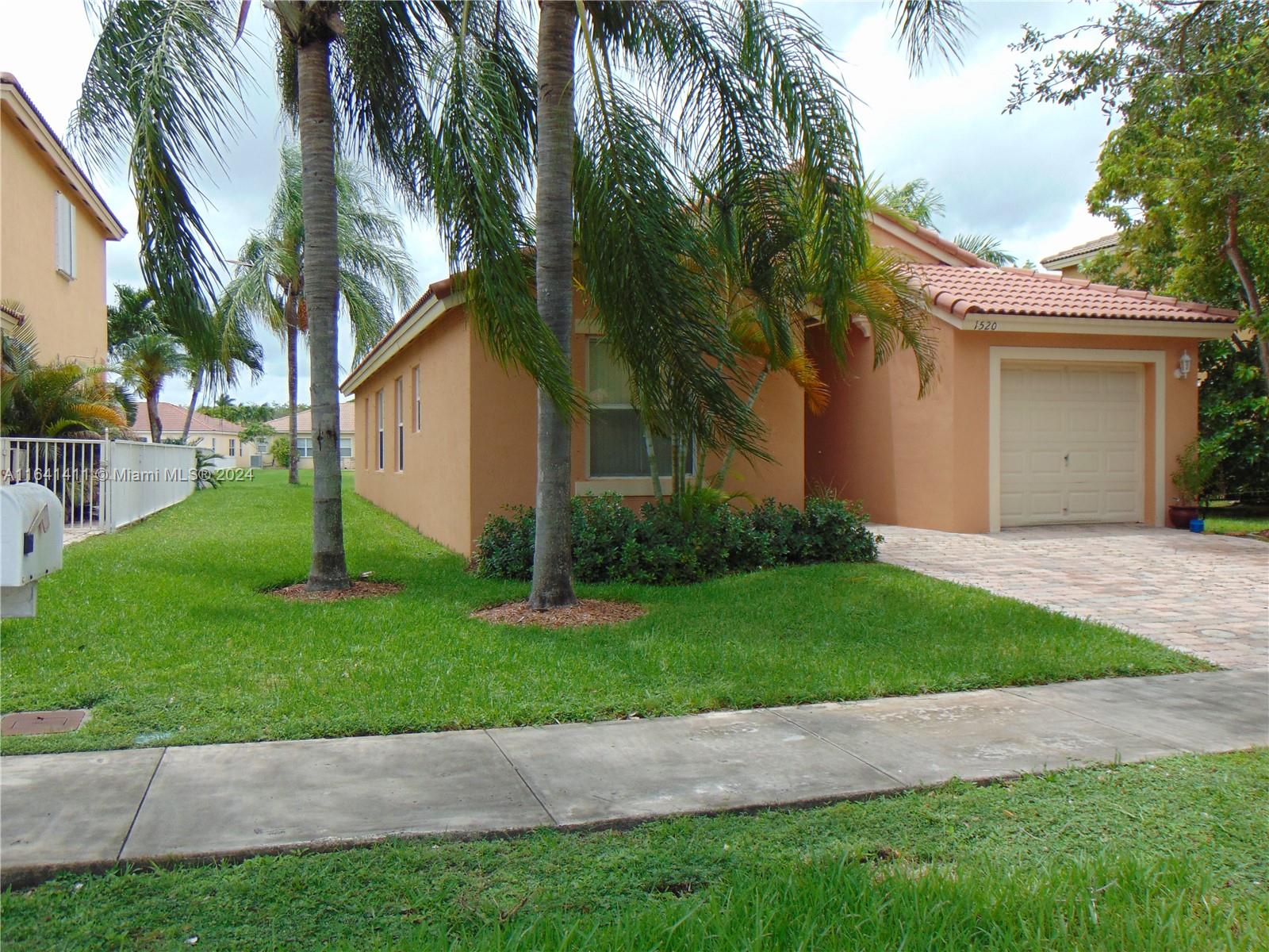 1520 SE 17th Ave, Homestead, Florida image 5