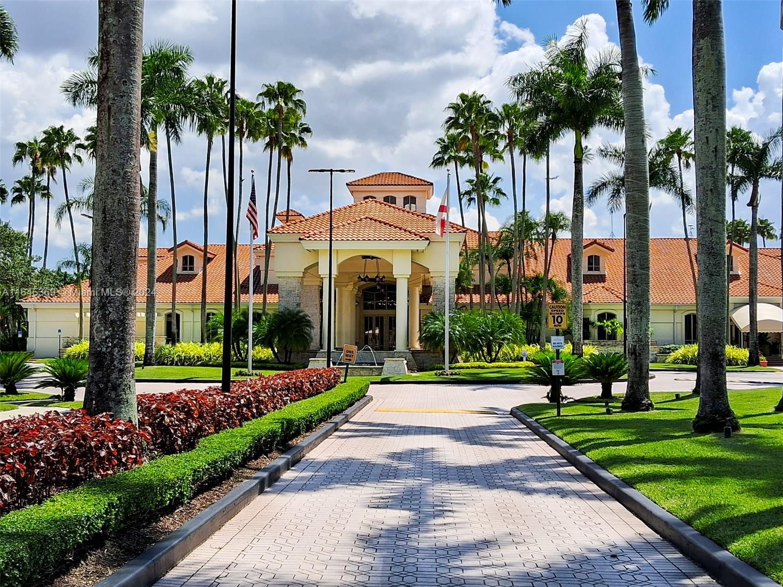 Casa de Condomínio