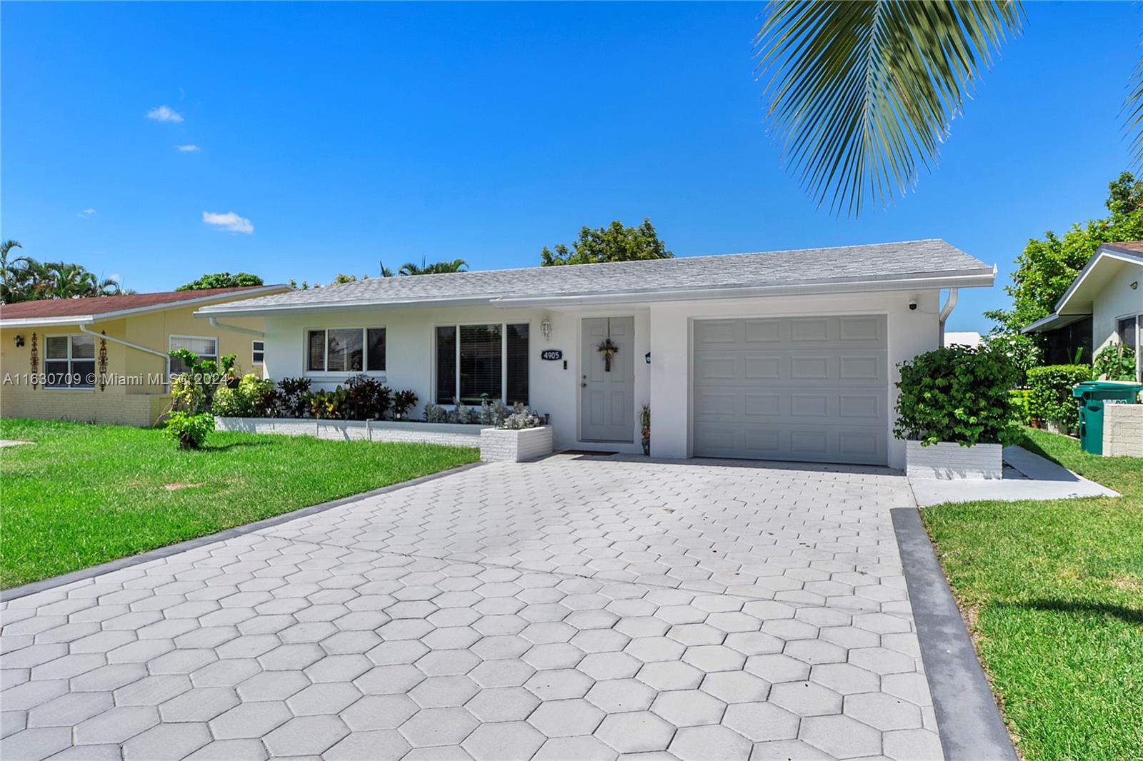 4905 NW 53rd St, Tamarac, Florida image 3