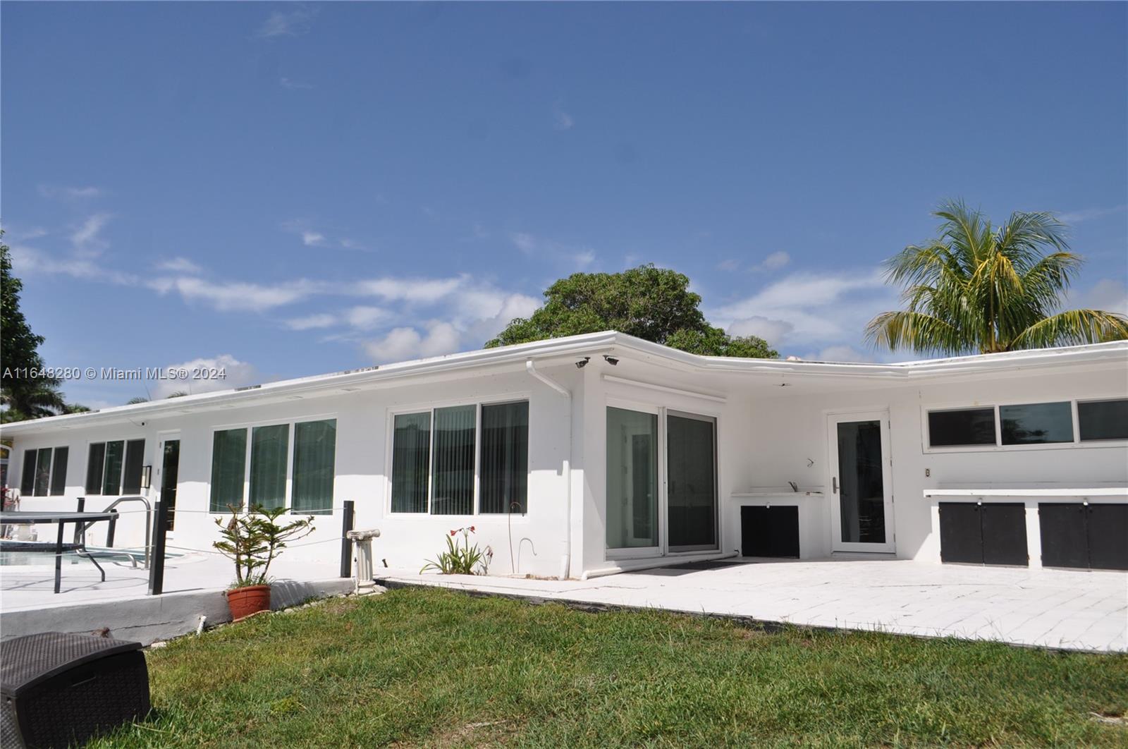 4940 NE 28th Ave, Lighthouse Point, Florida image 8