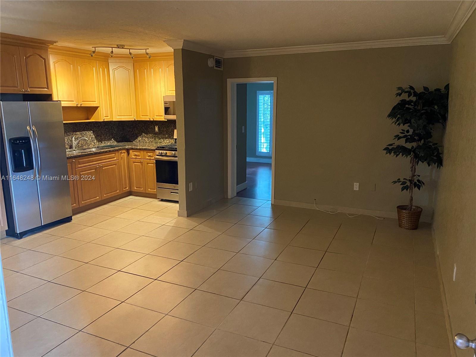 1280 W 54th St #203B, Hialeah, Florida image 2