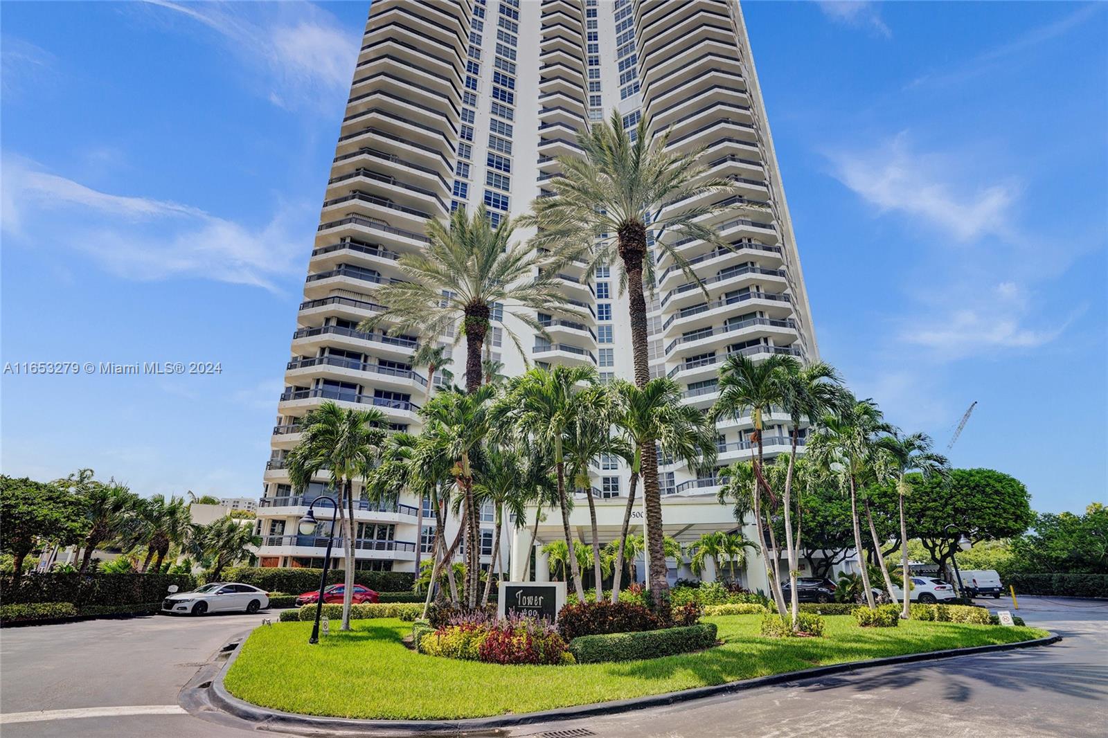 3500 Mystic Pointe Dr #2101, Aventura, Florida image 1