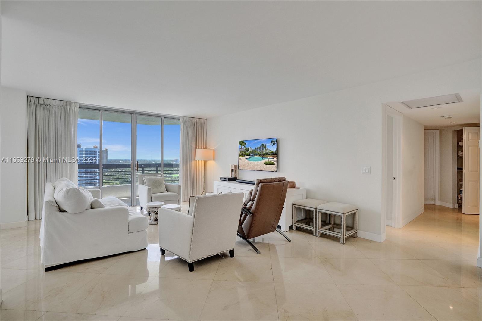 3500 Mystic Pointe Dr #2101, Aventura, Florida image 12