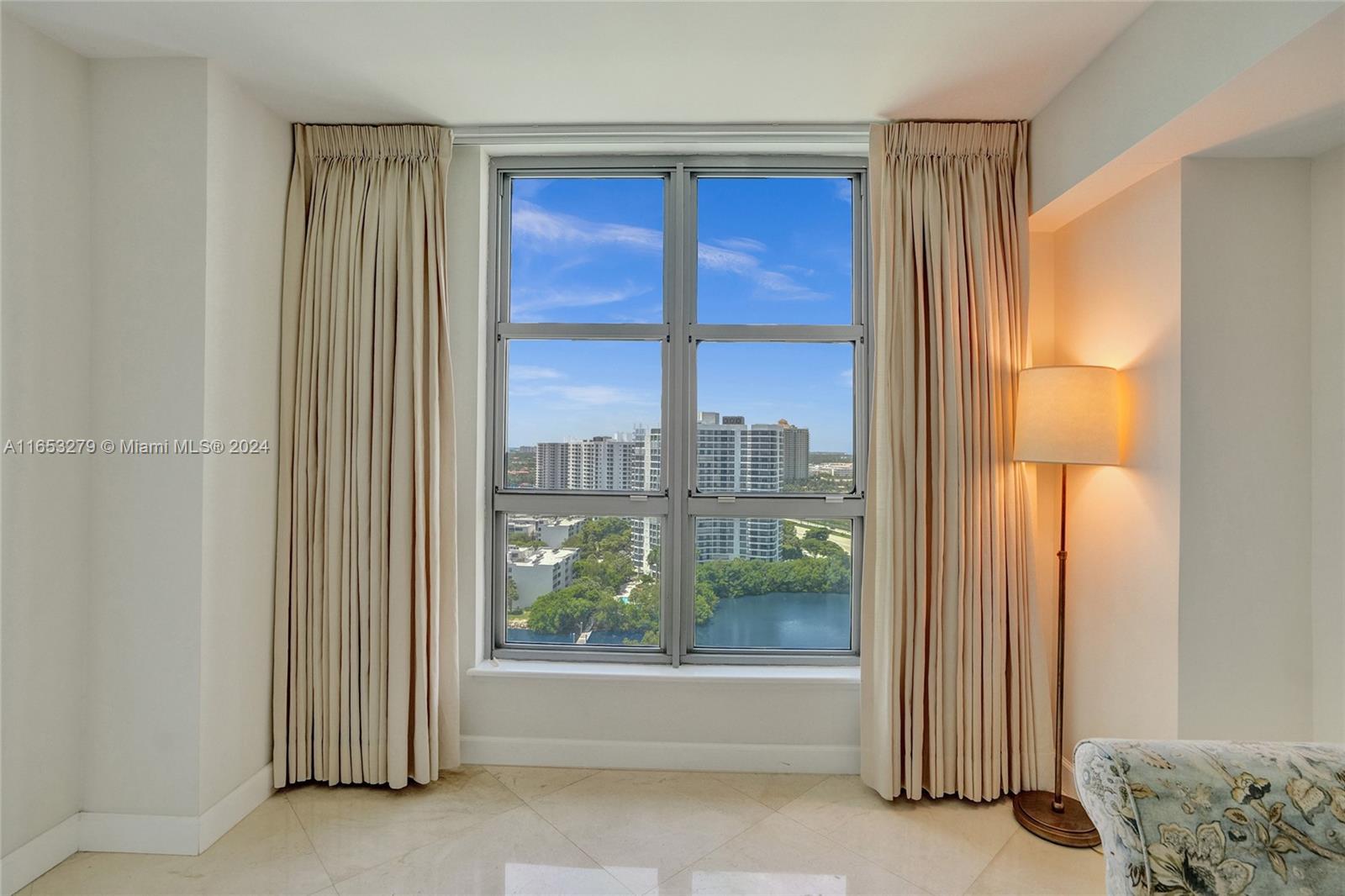 3500 Mystic Pointe Dr #2101, Aventura, Florida image 28