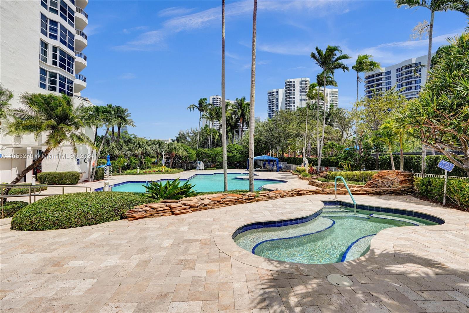 3500 Mystic Pointe Dr #2101, Aventura, Florida image 49