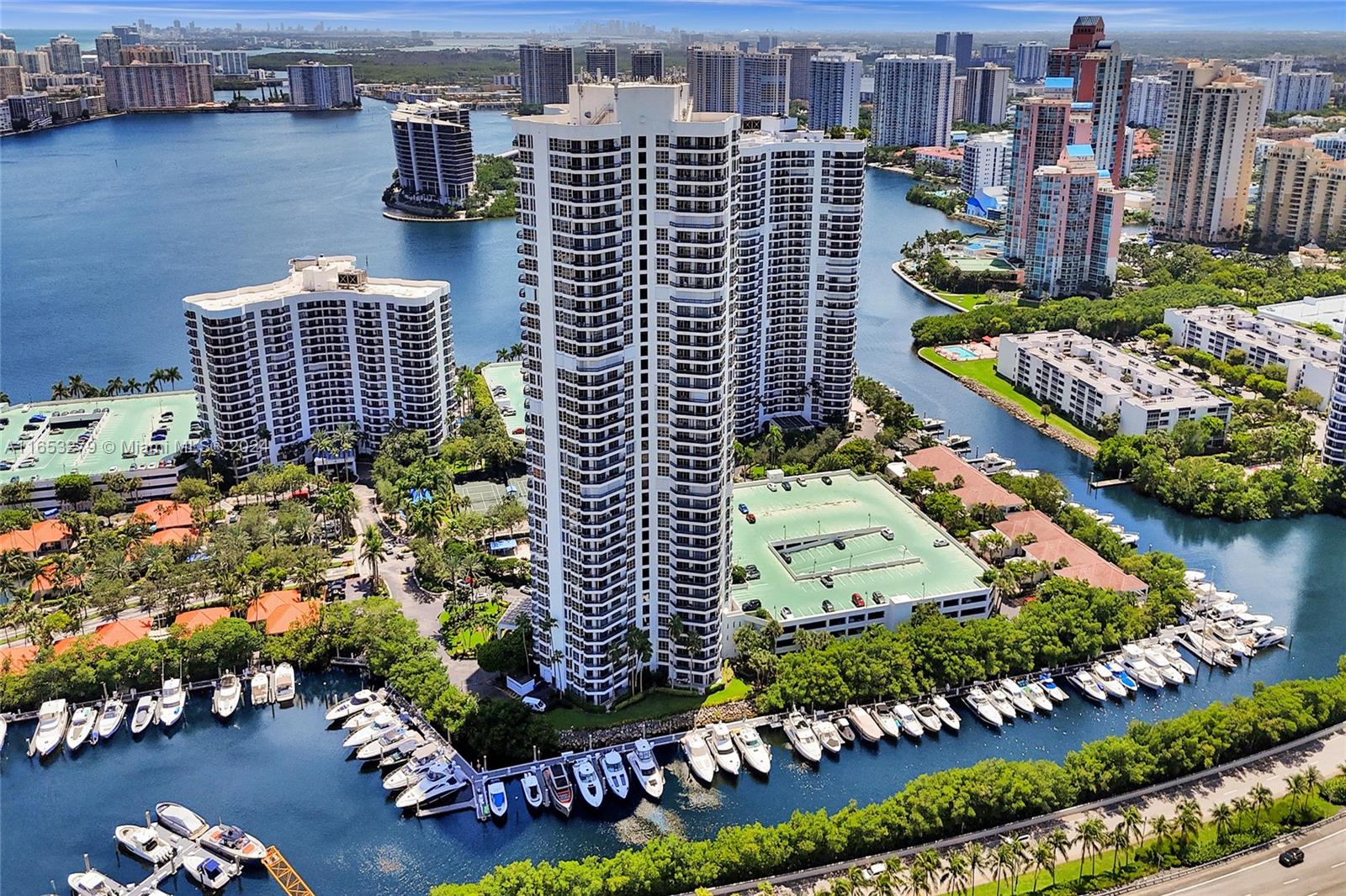 3500 Mystic Pointe Dr #2101, Aventura, Florida image 5