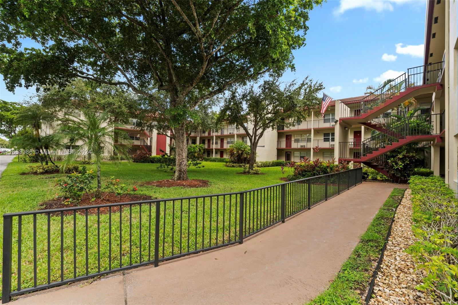 13350 SW 1st St #208P, Pembroke Pines, Florida image 26