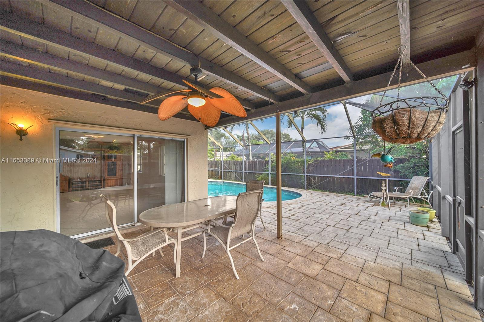 11011 NW 21st St, Pembroke Pines, Florida image 16