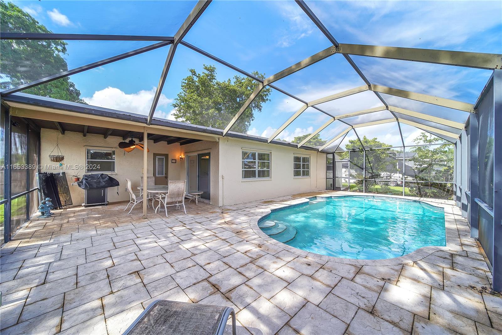 11011 NW 21st St, Pembroke Pines, Florida image 2