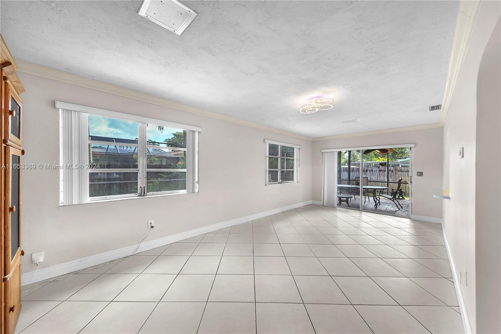 11011 NW 21st St, Pembroke Pines, Florida image 9