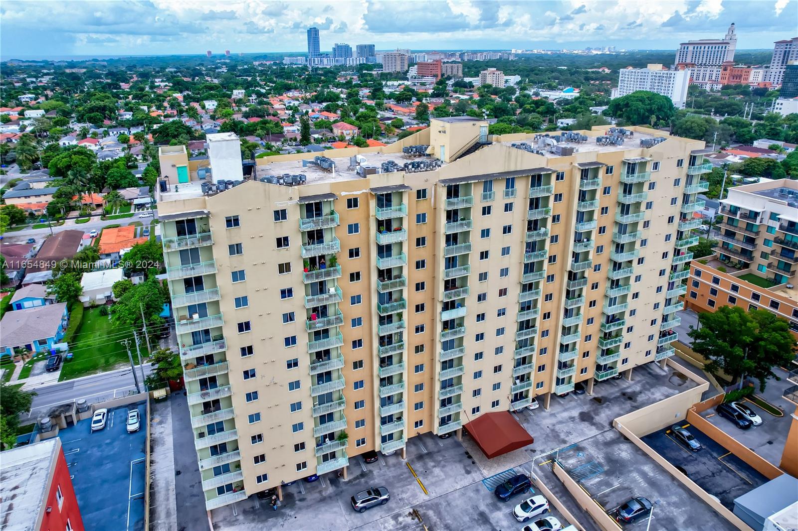 3500 Coral Way #814, Miami, Florida image 36