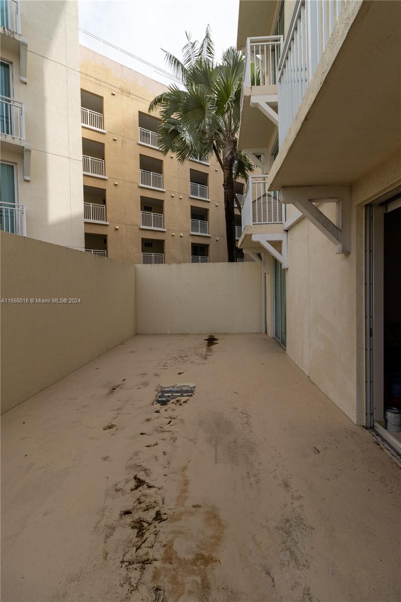 7275 SW 90th Way #213, Miami, Florida image 39