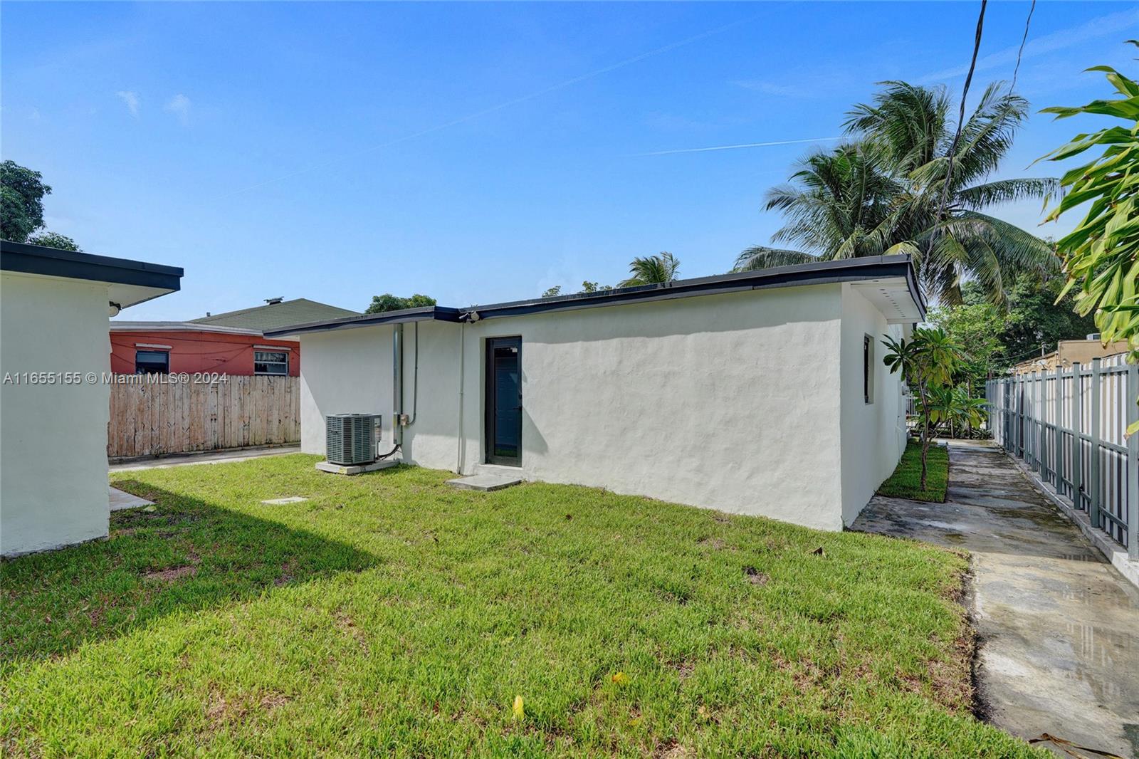 726 NW 116th St, Miami, Florida image 27