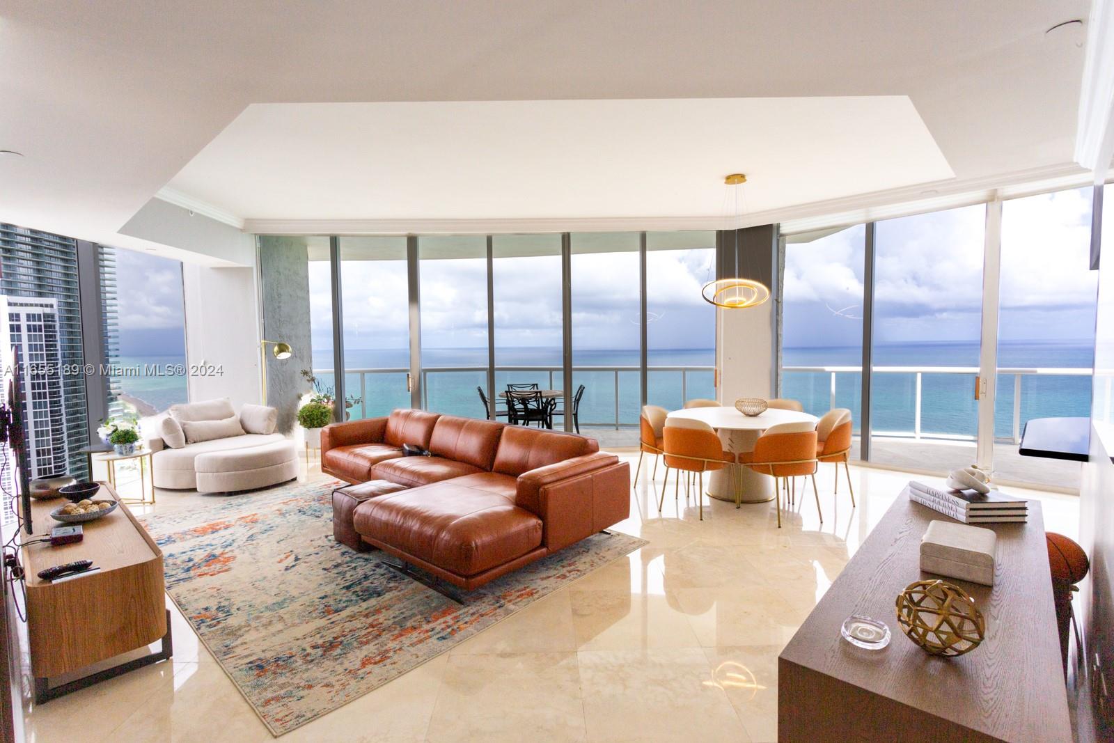 Apartamento para Alugar in Sunny Isles Beach, FL