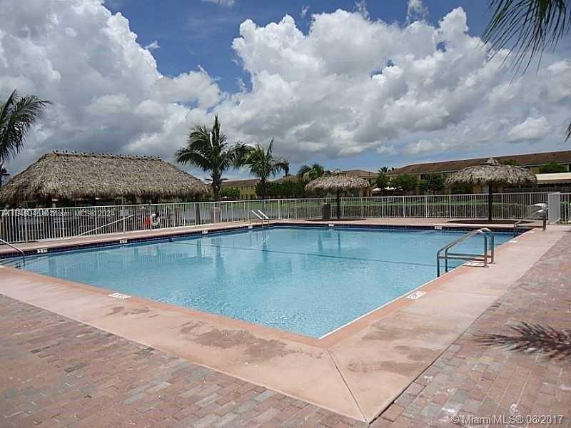 1662 SE 27th Dr #207, Homestead, Florida image 4