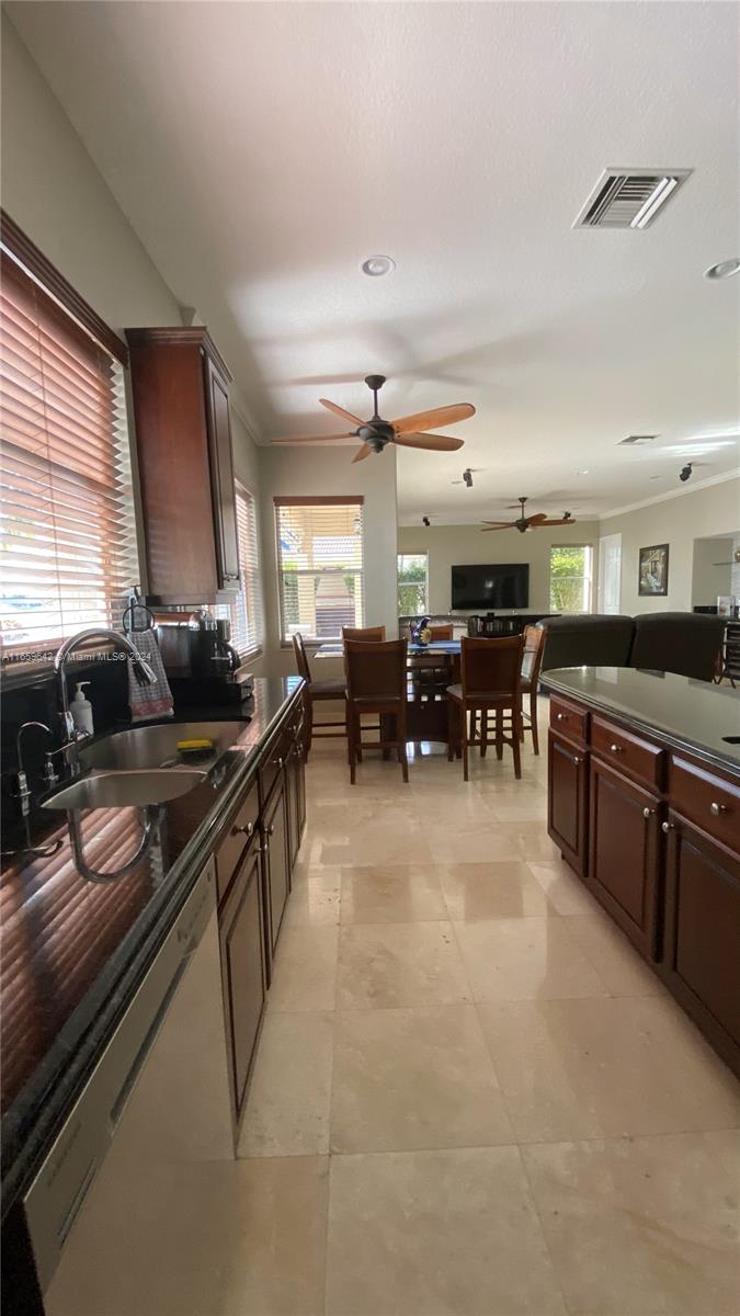 3321 SW 192nd Ave, Miramar, Florida image 18