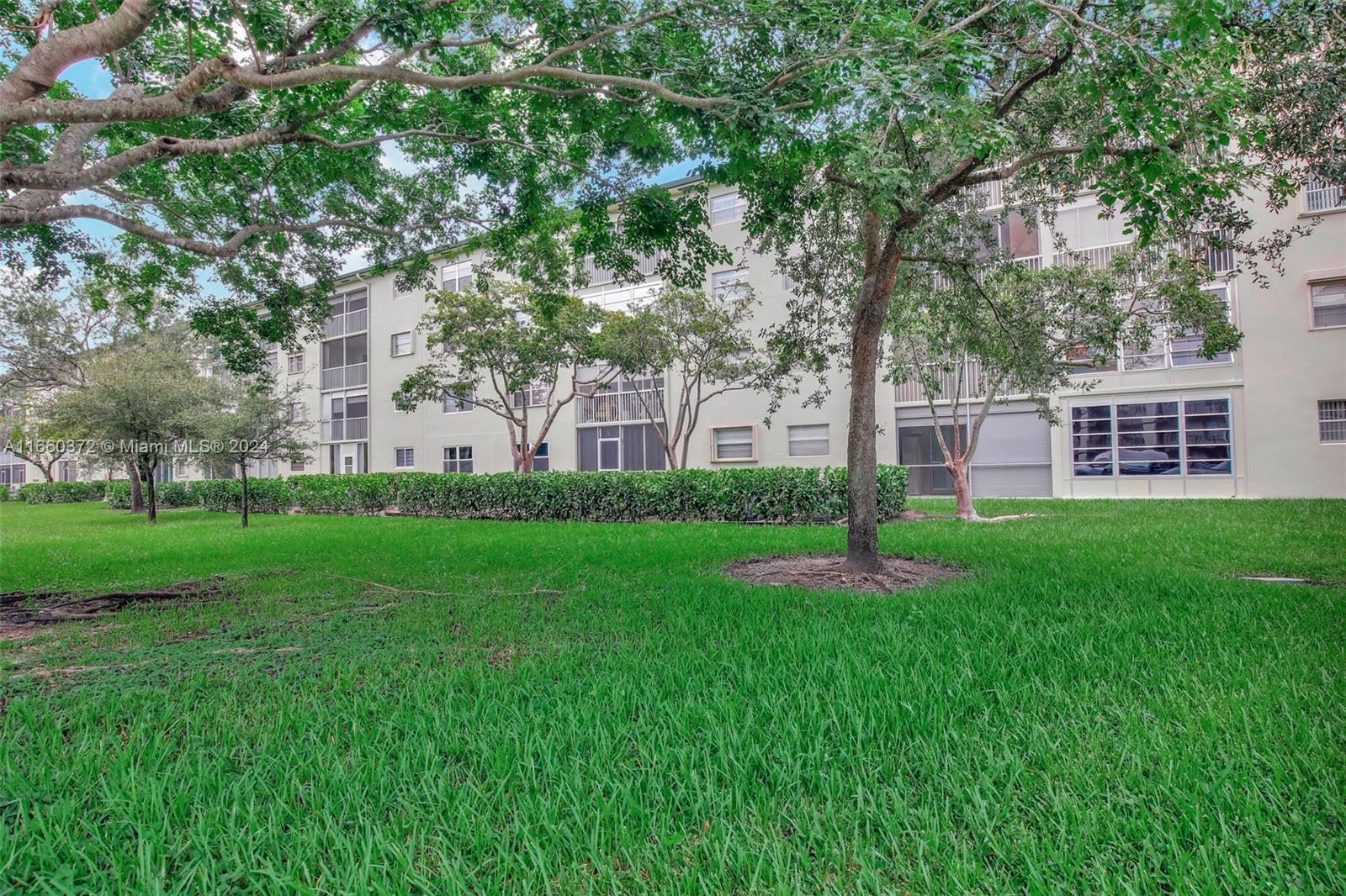 1300 SW 130th Ave #404F, Pembroke Pines, Florida image 25