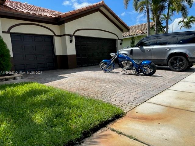 14520 SW 37th St, Miramar, Florida image 2