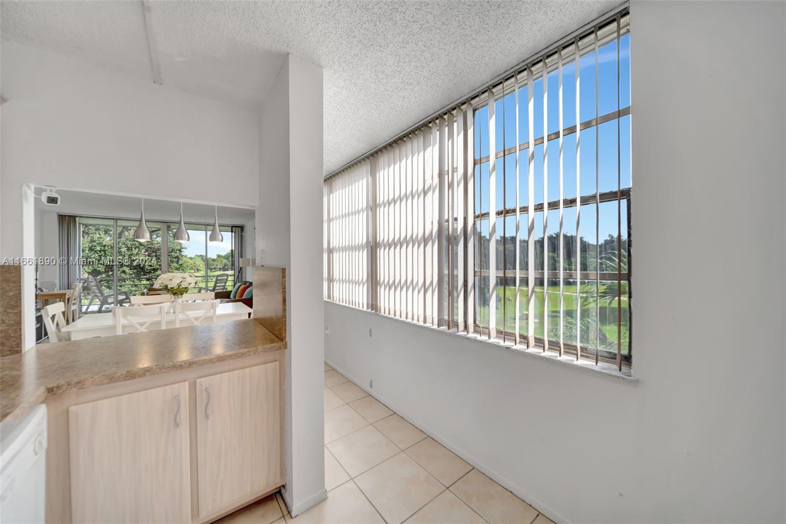 9410 Tangerine Pl #301, Davie, Florida image 16