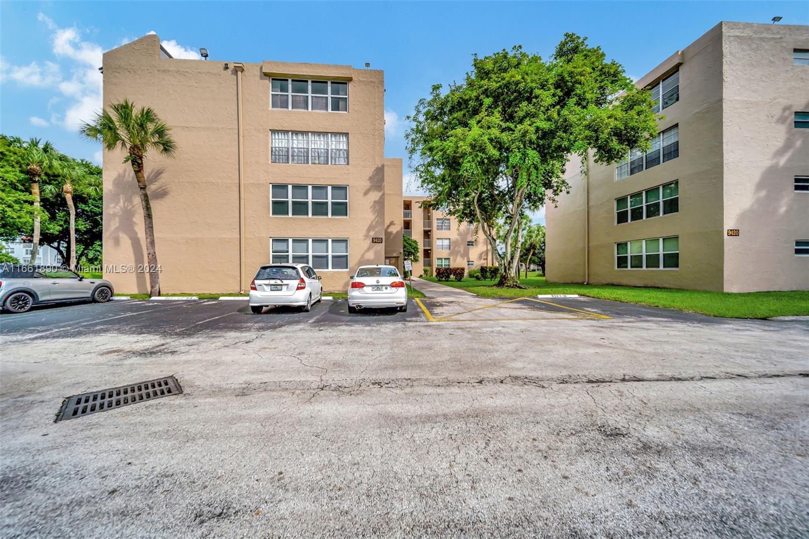 9410 Tangerine Pl #301, Davie, Florida image 47