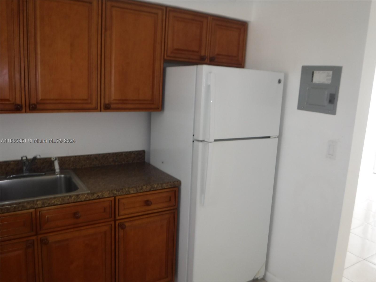 Property photo # 2