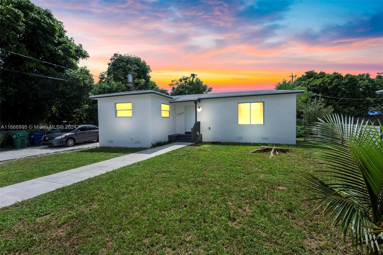 Roam Buy 1020 NW 116th Ter, Miami, FL with a 3.22 mortgage included.