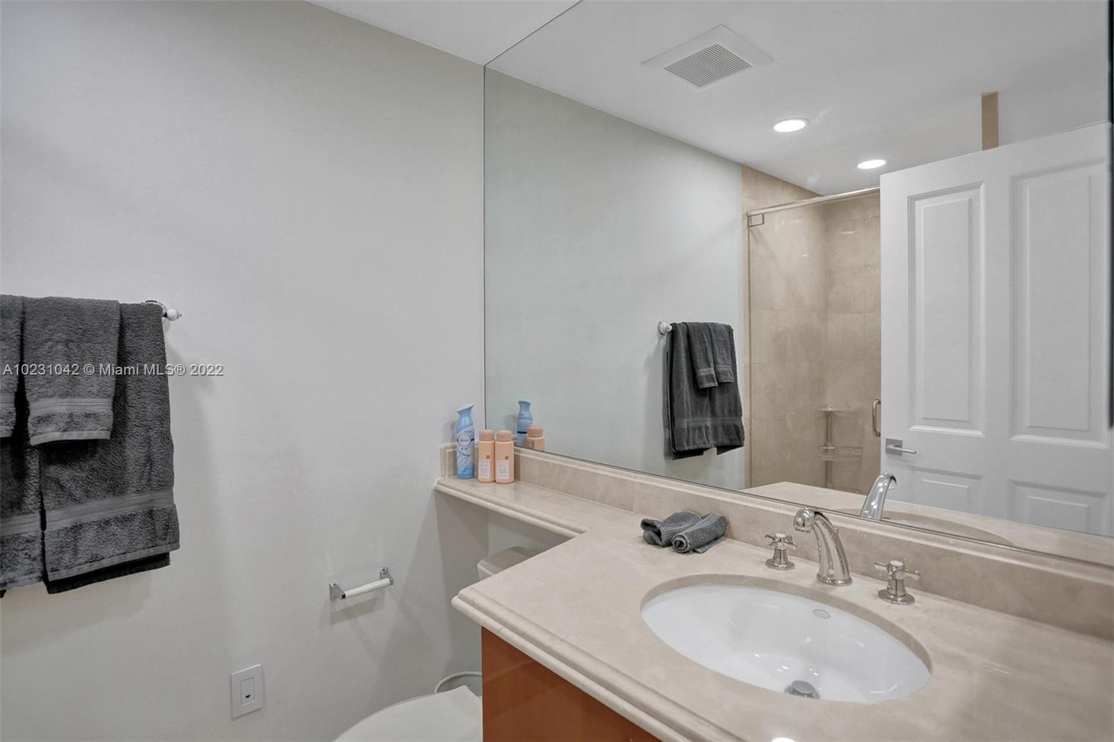 17875 Collins Ave 2605, Sunny Isles Beach, Florida 33160, 3 Bedrooms Bedrooms, ,3 BathroomsBathrooms,Residentiallease,For Rent,17875 Collins Ave 2605,A10231042
