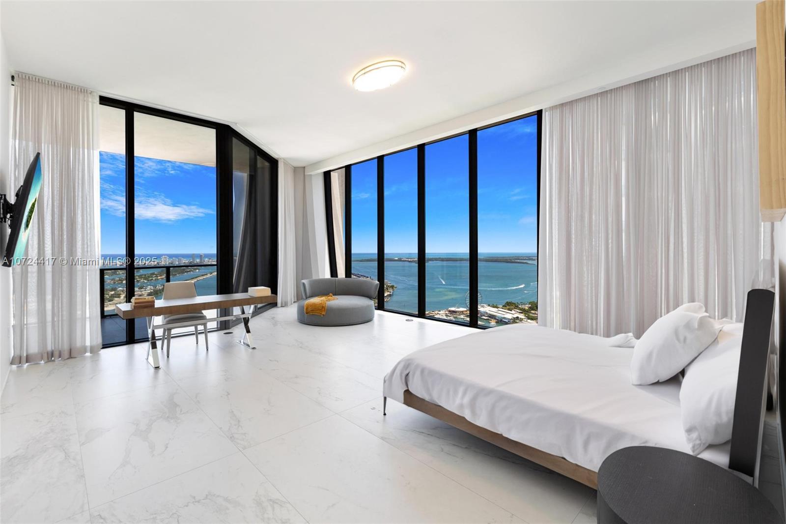 1000 Biscayne Blvd, Miami, FL, 33132 United States, 4 Bedrooms Bedrooms, ,5 BathroomsBathrooms,Residential,For Sale,Biscayne Blvd,A10724417