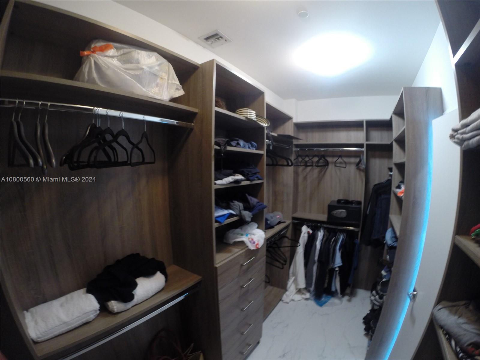 2900 7th Ave, Miami, FL, 33137 United States, 4 Bedrooms Bedrooms, ,5 BathroomsBathrooms,Residential,For Sale,7th Ave,A10800560