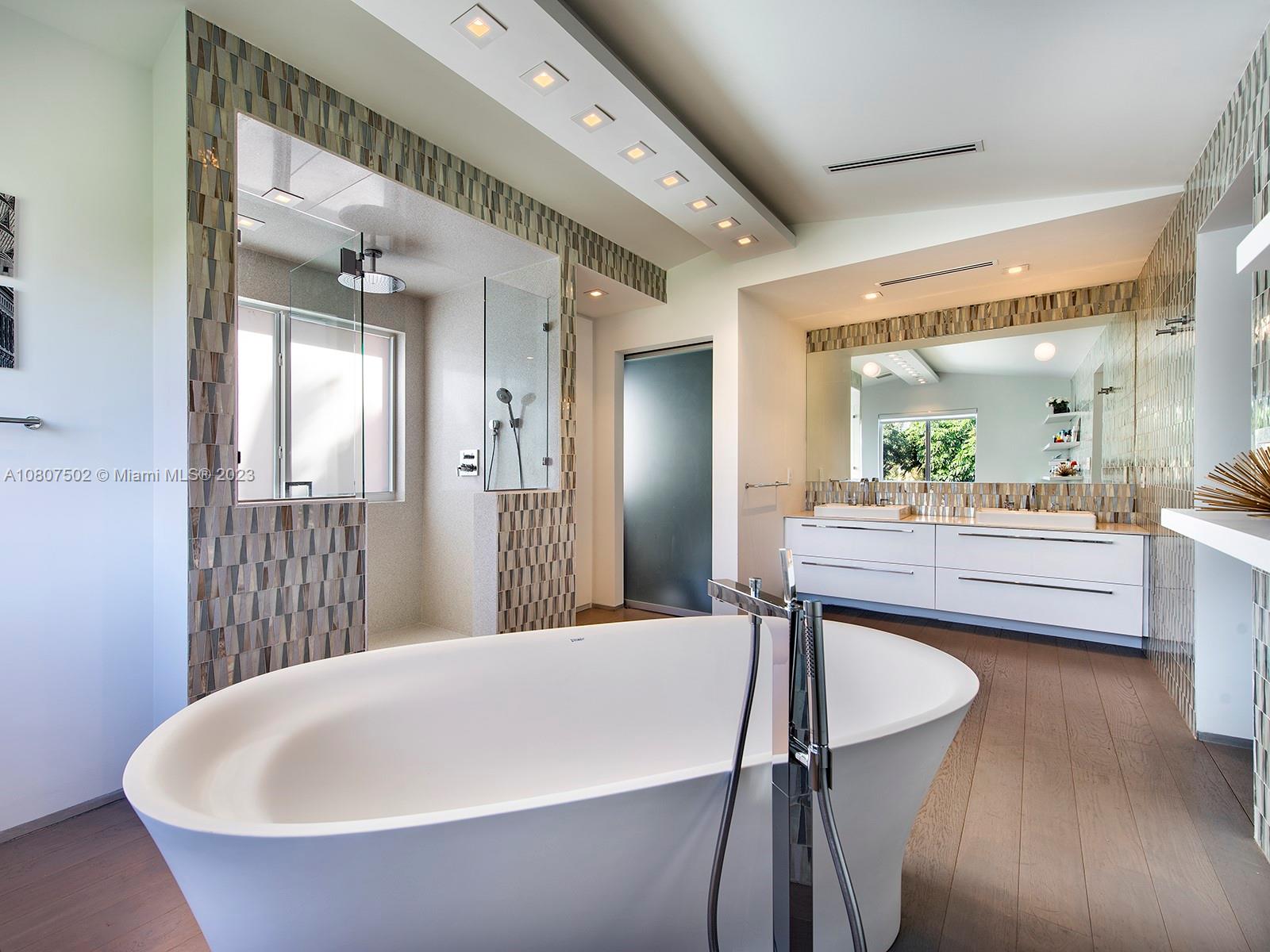 4500 Prairie Ave, Miami Beach, FL, 33140 United States, 7 Bedrooms Bedrooms, ,5 BathroomsBathrooms,Residential,For Sale,Prairie Ave,A10807502