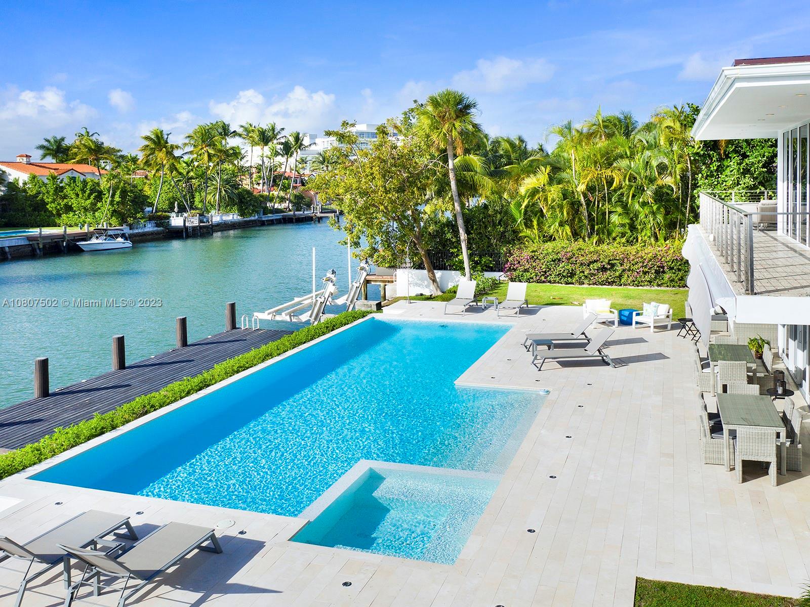 4500 Prairie Ave, Miami Beach, FL, 33140 United States, 7 Bedrooms Bedrooms, ,5 BathroomsBathrooms,Residential,For Sale,Prairie Ave,A10807502