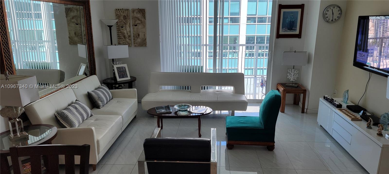 1200 Brickell Bay Dr PH4214, Miami, Florida 33131, 3 Bedrooms Bedrooms, ,2 BathroomsBathrooms,Residentiallease,For Rent,1200 Brickell Bay Dr PH4214,A10967340
