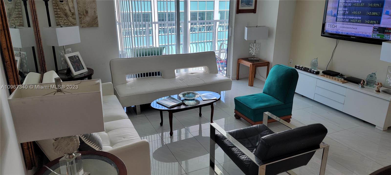1200 Brickell Bay Dr PH4214, Miami, Florida 33131, 3 Bedrooms Bedrooms, ,2 BathroomsBathrooms,Residentiallease,For Rent,1200 Brickell Bay Dr PH4214,A10967340