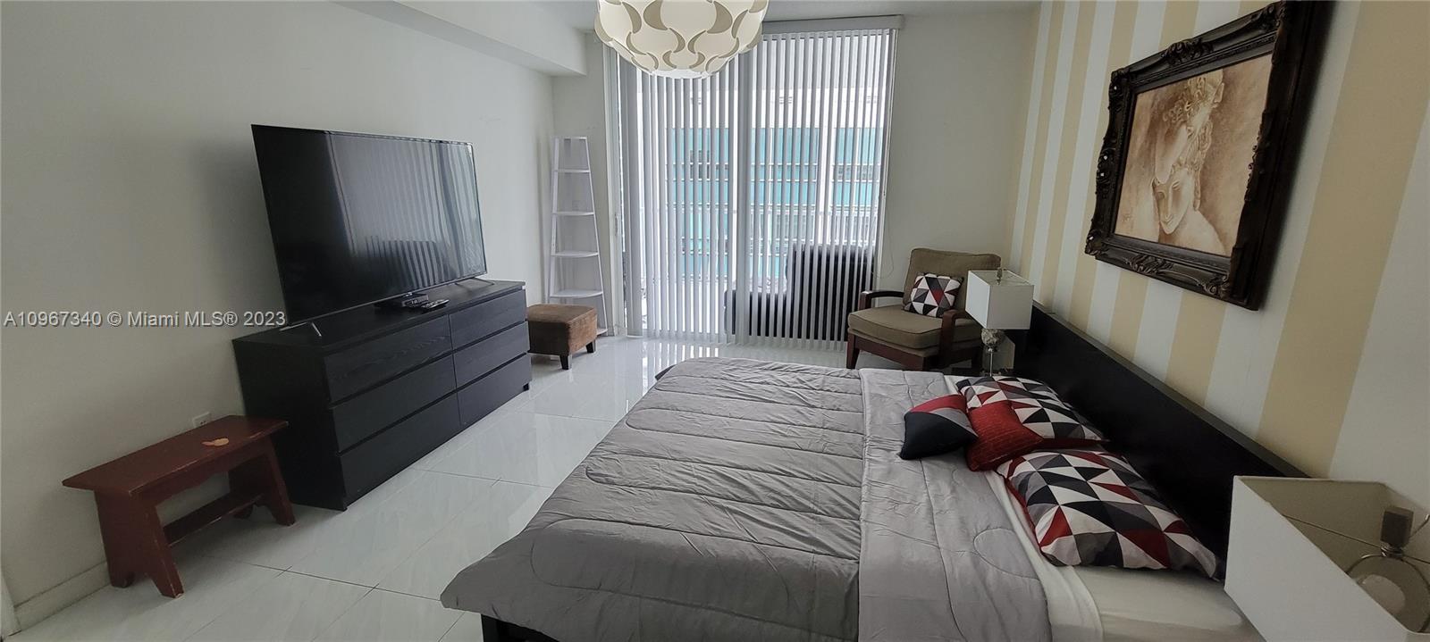 1200 Brickell Bay Dr PH4214, Miami, Florida 33131, 3 Bedrooms Bedrooms, ,2 BathroomsBathrooms,Residentiallease,For Rent,1200 Brickell Bay Dr PH4214,A10967340