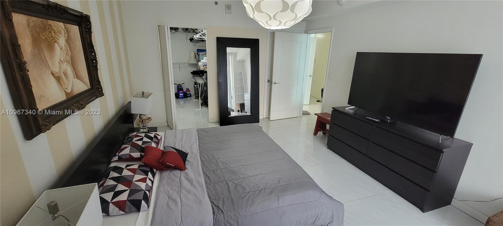 1200 Brickell Bay Dr PH4214, Miami, Florida 33131, 3 Bedrooms Bedrooms, ,2 BathroomsBathrooms,Residentiallease,For Rent,1200 Brickell Bay Dr PH4214,A10967340