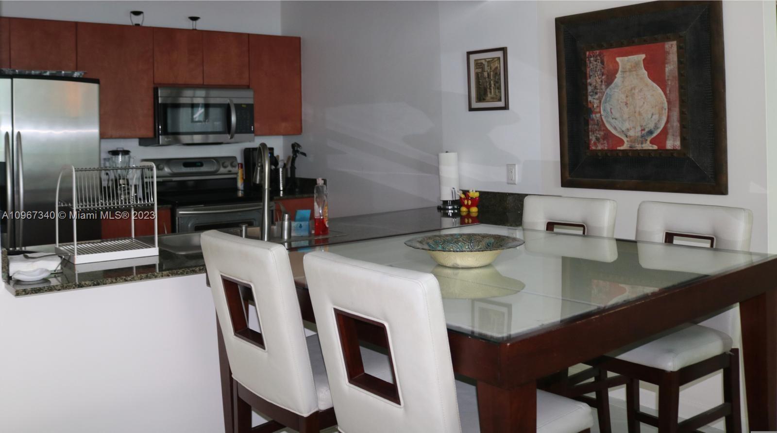 1200 Brickell Bay Dr PH4214, Miami, Florida 33131, 3 Bedrooms Bedrooms, ,2 BathroomsBathrooms,Residentiallease,For Rent,1200 Brickell Bay Dr PH4214,A10967340