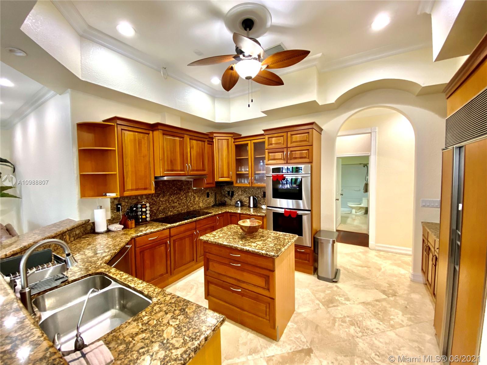 Hollywood, Florida 33019, 4 Bedrooms Bedrooms, ,3 BathroomsBathrooms,Residentiallease,For Rent,A10988807