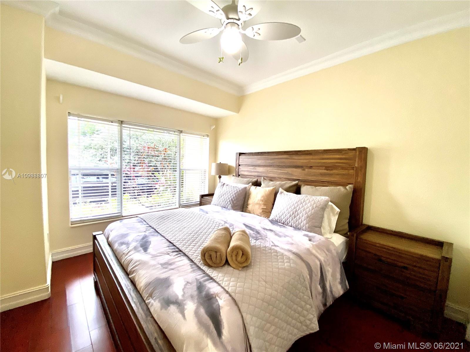 Hollywood, Florida 33019, 4 Bedrooms Bedrooms, ,3 BathroomsBathrooms,Residentiallease,For Rent,A10988807