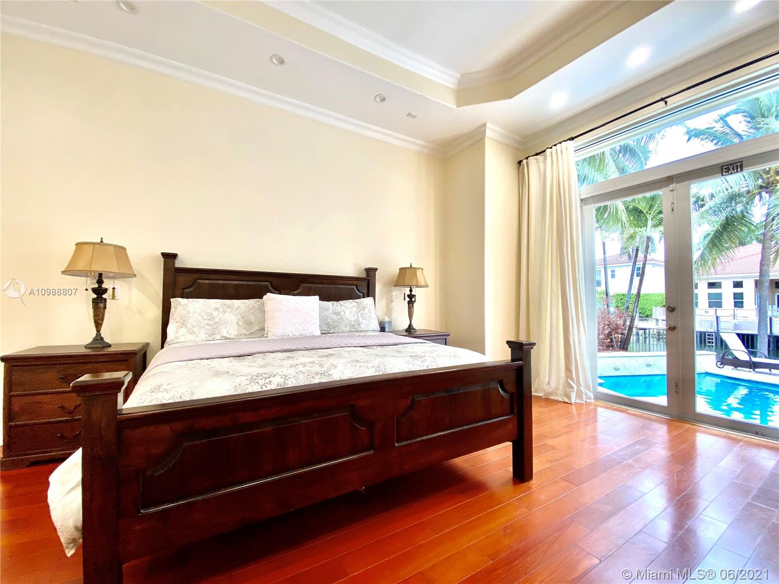 Hollywood, Florida 33019, 4 Bedrooms Bedrooms, ,3 BathroomsBathrooms,Residentiallease,For Rent,A10988807