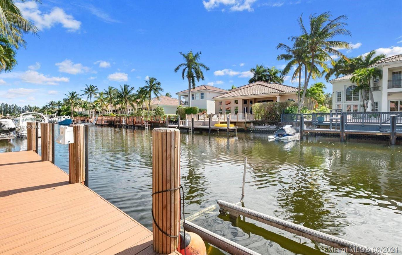 Hollywood, Florida 33019, 4 Bedrooms Bedrooms, ,3 BathroomsBathrooms,Residentiallease,For Rent,A10988807