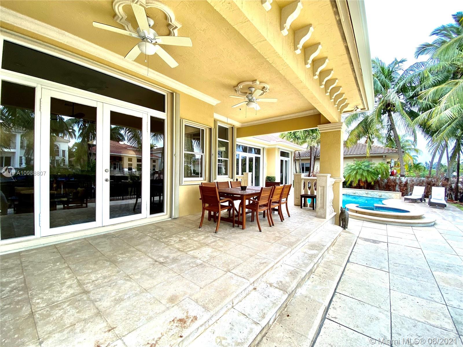 Hollywood, Florida 33019, 4 Bedrooms Bedrooms, ,3 BathroomsBathrooms,Residentiallease,For Rent,A10988807