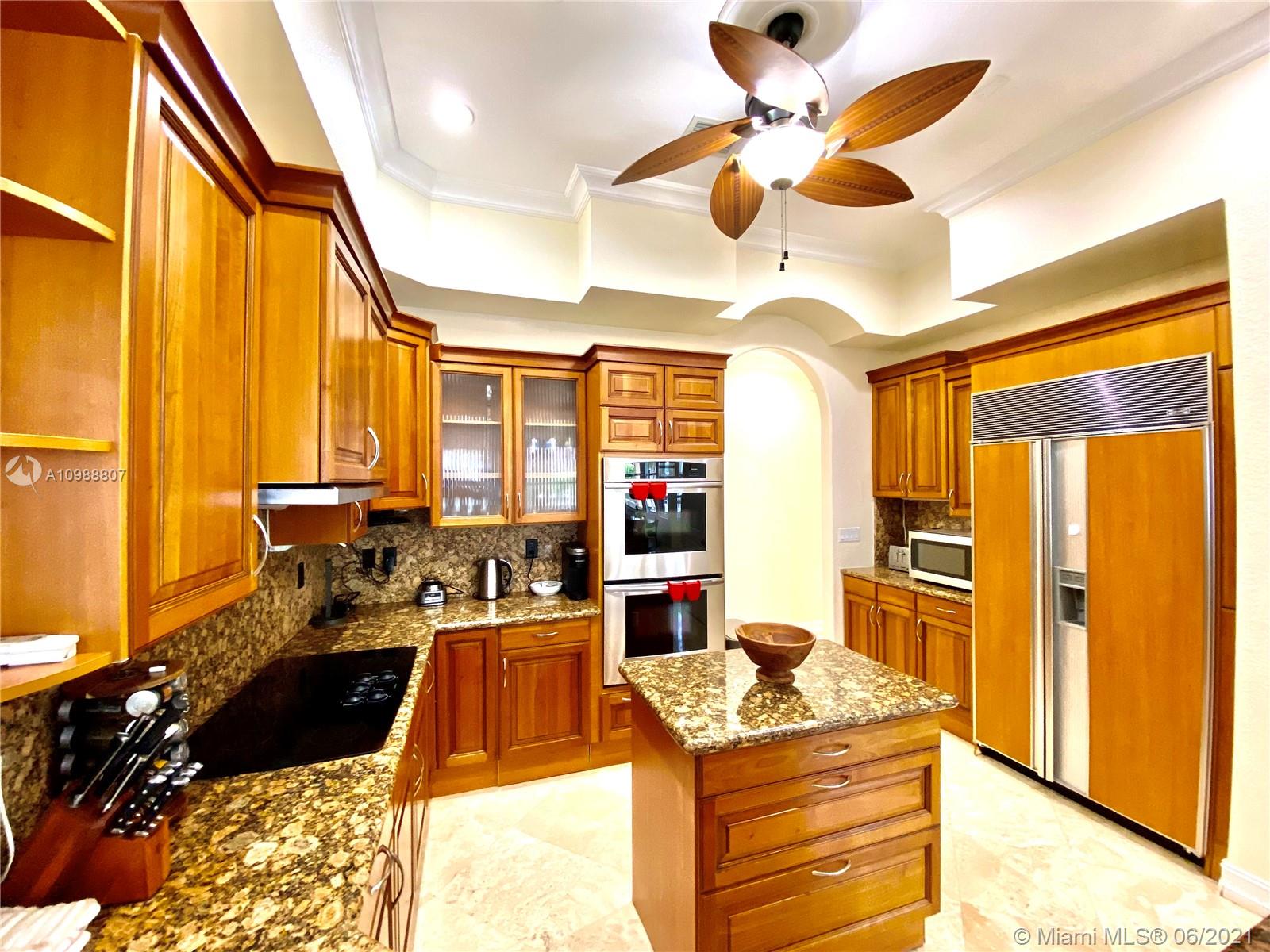 Hollywood, Florida 33019, 4 Bedrooms Bedrooms, ,3 BathroomsBathrooms,Residentiallease,For Rent,A10988807