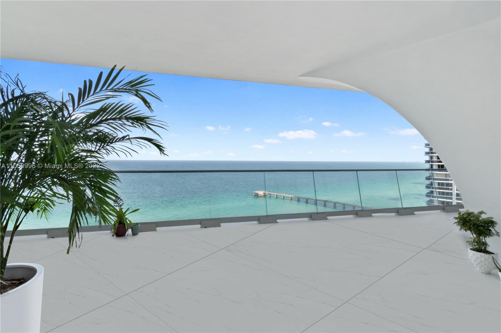 16901 Collins Ave, Sunny Isles Beach, FL, 33160 United States, 2 Bedrooms Bedrooms, ,2 BathroomsBathrooms,Residential,For Sale,Collins Ave,A11050996
